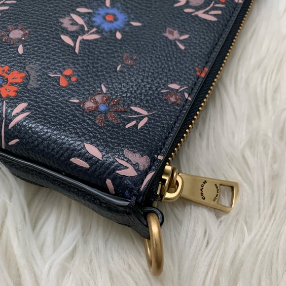 🎊Hp!2x🎊Coach Kitt Crossbody Flower Print w/ Wallet. - Picture 9 of 17